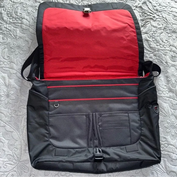 Tumi T-Tech Laptop Padded Messenger Shoulder Bag Black Travel Luggage Case Large